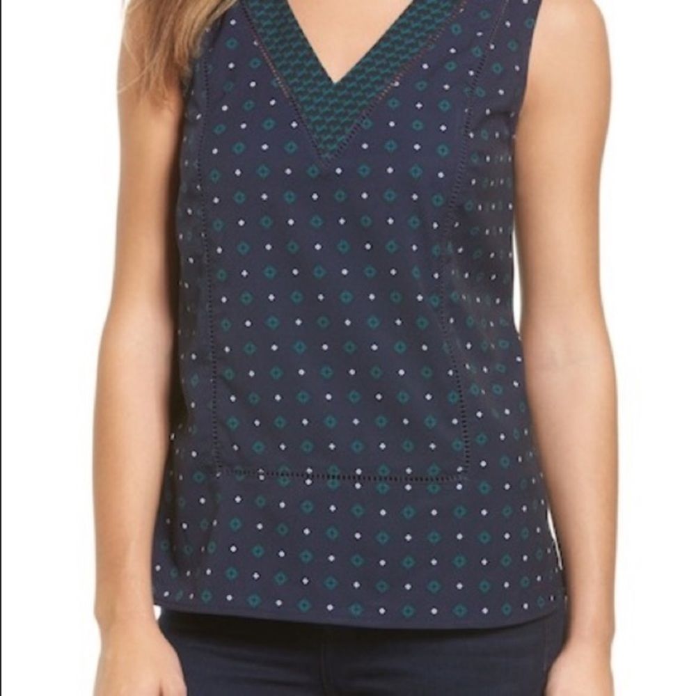 Halogen Womens V Neck Sleeveless‎ Top Medium